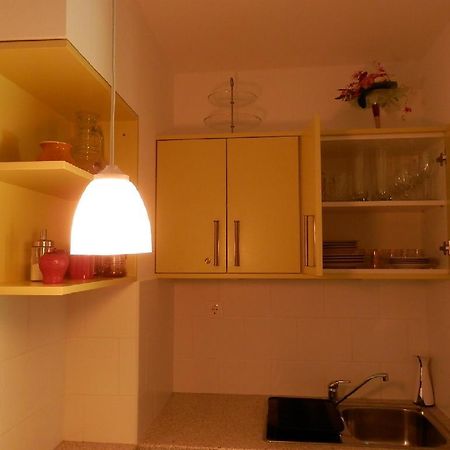Csiki Apartman Budaörs Habitación foto